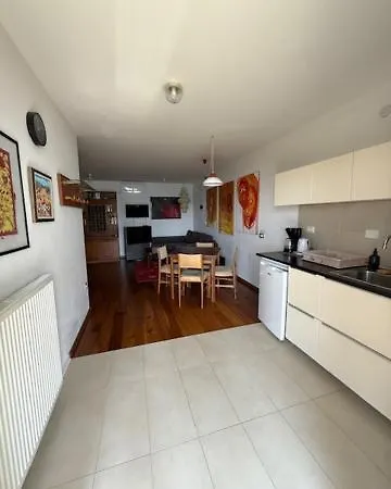 Appartement Kinkela